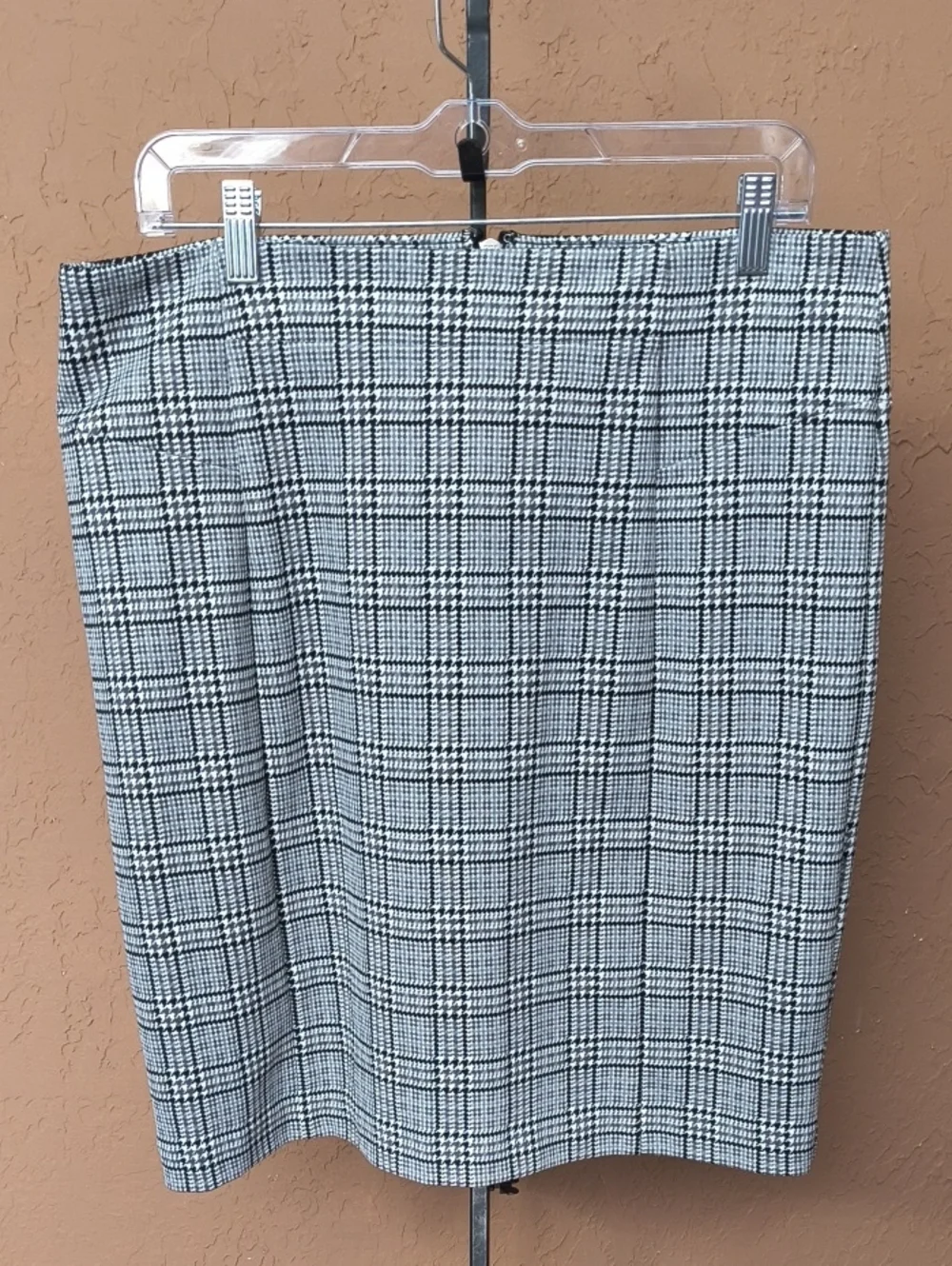 Michael Kors Black and White Glen Plaid Pencil Skirt Size Large